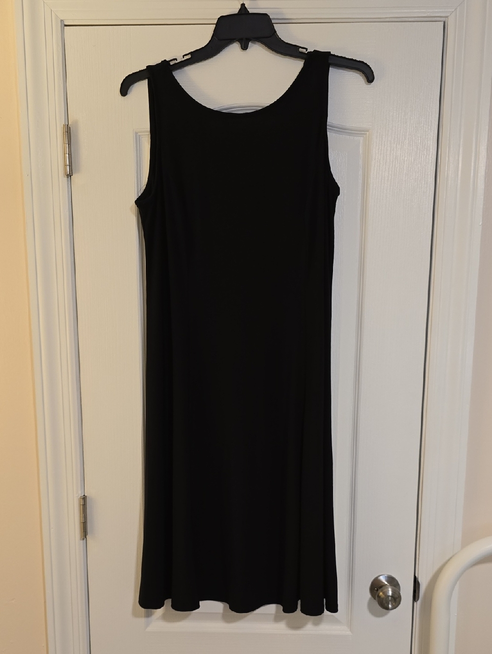 Tiana B. Black Sleeveless Midi Dress
